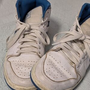 Nike White and Blue Men's Sneakers